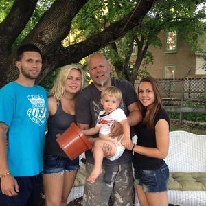 Meet your Posher, Tom